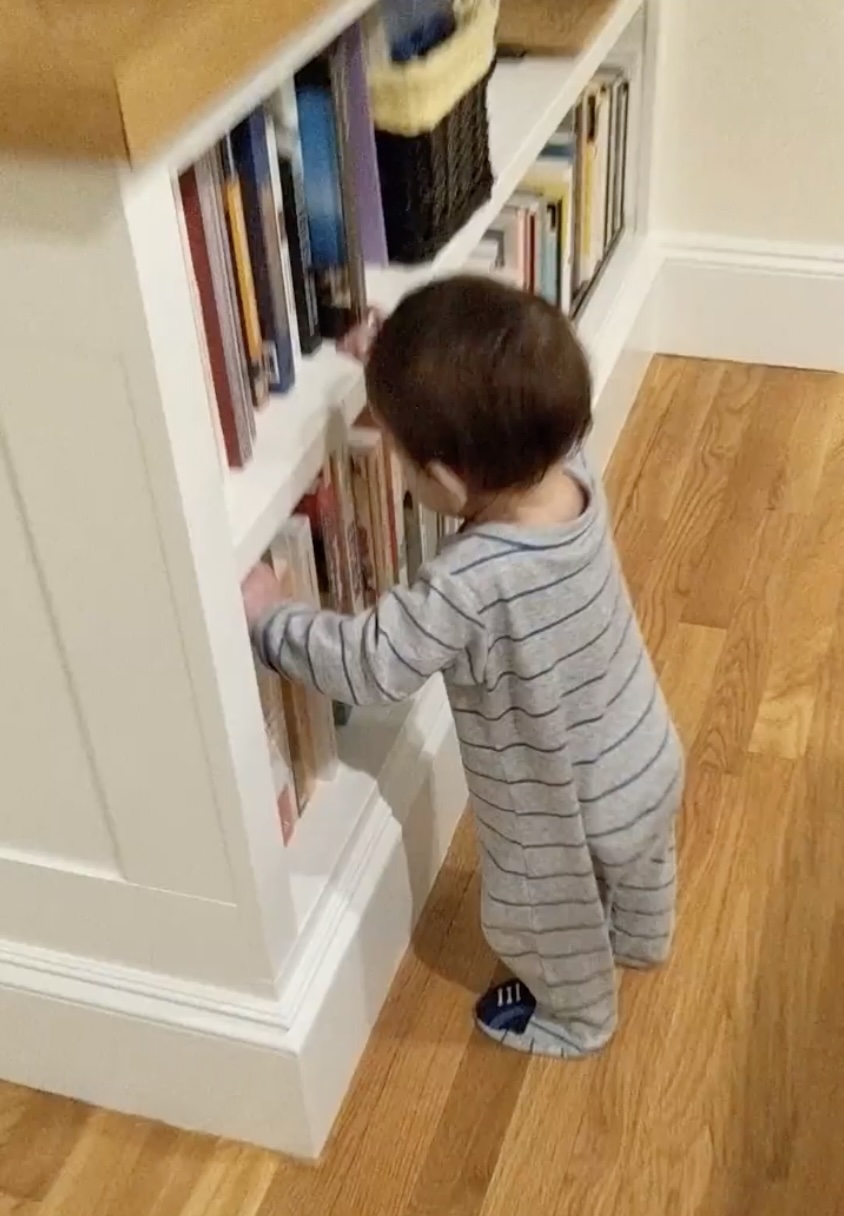 Bookshelf pulling up